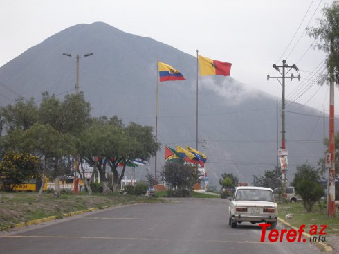 Ekvador Venesuela səfirini ölkədən çıxardır
