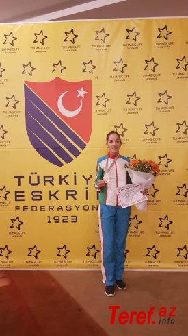 Qılıncoynadanımız beynəlxalq turnirdə bürünc medal qazanıb (FOTO)