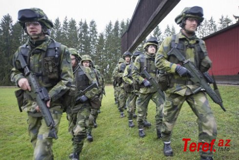 İsveç hərbi büdcəsini genişləndirir