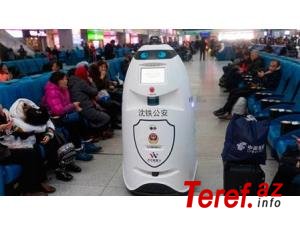 Çində robot polislər patrul xidmətinə başladı