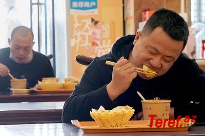 Çin alış-veriş və restoranlar üçün PUL PAYLAYACAQ - 1,7 MİLYARD