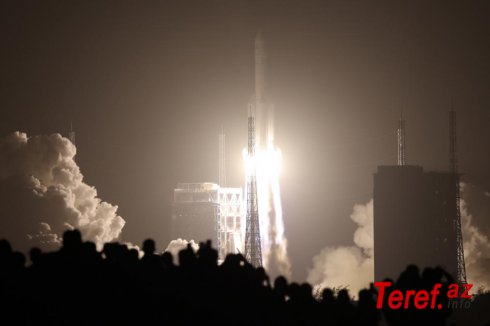 Çin Aydan nümunələr toplamaq üçün hazırladığı ilk kosmik aparat orbitə çıxarıb
