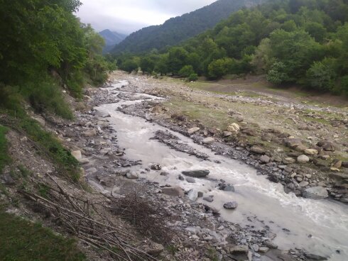 Ardını oxu...