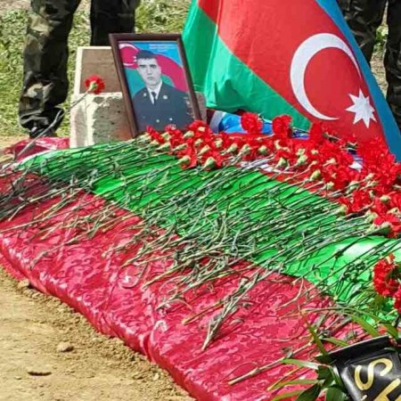 “Qobustanın icra başçısı hər gün camışlarına baş çəkir, ancaq bizimlə maraqlanmır” - Şəhid ailəsi narazılıq edir