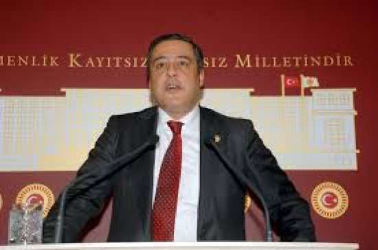 Türkiyə parlamentinin deputatı Almaniyada saxlanıldı