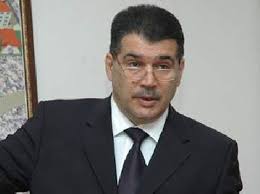 Elşad Abdullayevin qohumuna hamilik edən akademik kimdir?