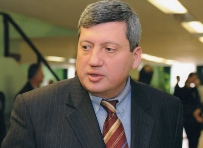 Tofiq Zülfüqarov: “Ermənistana ultimatum vermək lazımdır”