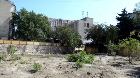 Stadion ətrafında bina tikilir: icranın xəbəri yoxdur – Foto