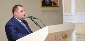 Məşhur iş adamı Zakir Fərəcovu ifşa etdi: “… mənim də torbamı tikib”