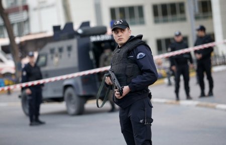 Türkiyədə terrorçu özünü partlatdı