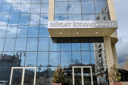 DİM-in hazırladığı imtahan suallarında səhv aşkarlandı - FOTOFAKT