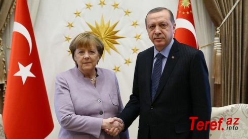 Ərdoğanla Merkel telefonda danışdı –ABŞ-ın Türkiyəyə sanksiyası müzakirə olunub