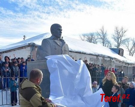 Bir azərbaycanlı dəliqanlı o abidəni dağıda bilməz? - YANAŞMA