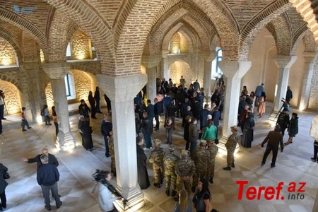 Erməni işğalçıları Şuşa məscidinin “açılışını” etdilər: saxtakarlıq- fotolar