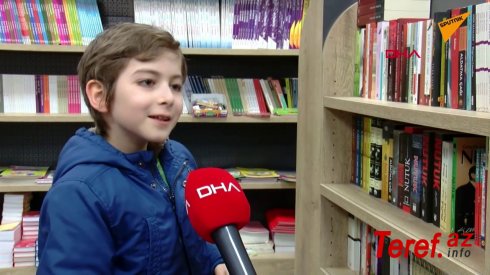 Dünya 10 yaşlı türkdən danışır - Video