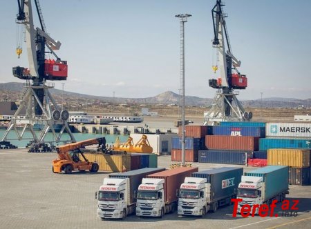 Hazırda limanda böyük həcmdə TIR-lar toplanıb - Bakı Limanı