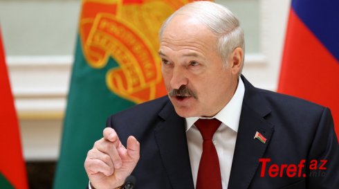 Lukaşenko: “Rusların qarşısında diz çökmək lazım deyil”