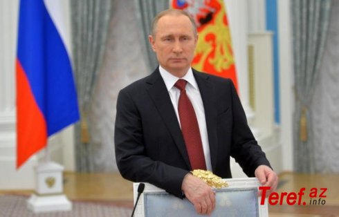 Putin koronavirusdan bu cür qorunur - VİDEO