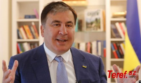 Saakaşvili hücuma məruz qalmasından danışdı:"Kişi qələmlə avtoqraf xahiş etmək üçün yaxınlaşdı"