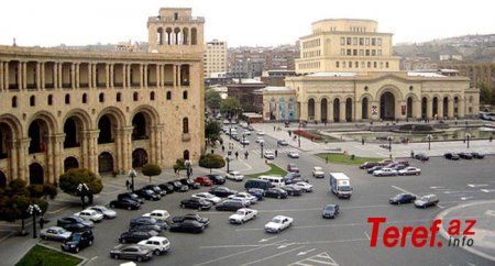 Ermənistanda 3 deputat ölkədən qaçdı - FOTO