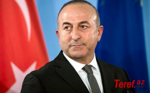 Mövlud Çavuşoğlu PSJ - "Başakşehir" matçındakı irqçiliyi qınadı
