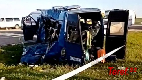 Rusiyada uşaqlarla dolu mikroavtobus “Kamaz”la toqquşub: Beş ölü, yeddi yaralı – VİDEO