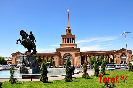 Ermənistan danışıqları dondurdu –