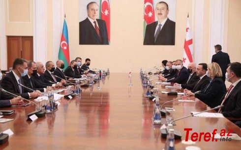 Azərbaycan və Gürcüstan arasında memorandumlar imzalandı