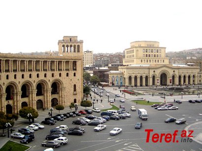 İqtisadiyyatın durğunluğu fonunda Ermənistandan getdikcə daha çox insan mühacirət edir - Eurasianet portalı