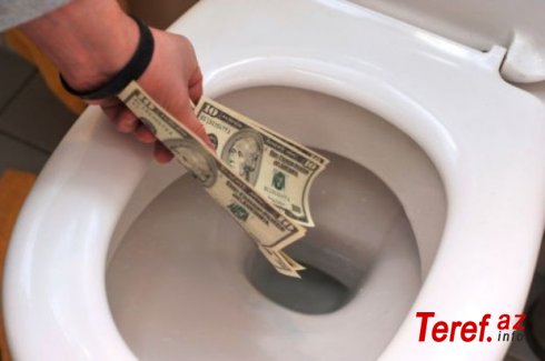 ABŞ-da usta təmir etdiyi kilsə tualetinin divarından 600 min dollar tapdı