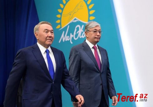"Nazarbayev pərdə arxasında Tokayevlə bir oynayır"