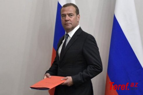 Medvedev Finlandiya və İsveçi nüvə silahı ilə hədələdi
