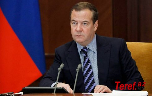 Medvedevdən estonlara ağlasığmaz təhdid: “Siz azadsınızsa, bu bizim nöqsanımızdır”