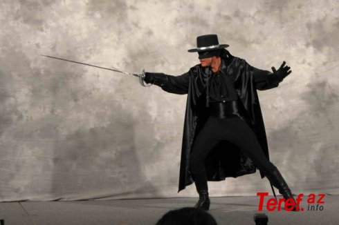 “La casa de papel”in rejissoru Zorro haqqında serial çəkir