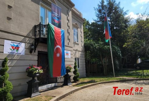 Erməni daşnakları Azərbaycanın ABŞ-dakı səfirliyi qarşısında “produktiv” vaxt keçiriblər