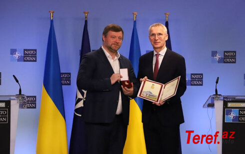 Stoltenberq “Ukrayna xalqına xidmətlərinə görə” mükafatını aldı
