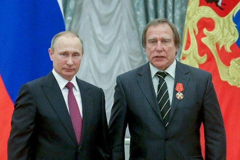 “Putinin pul kisəsi” iki hesaba 30 milyon dollar köçürüb –