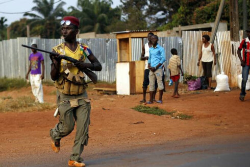 Nigeriyada silahlılar kəndə hücum edib, 30-dan çox adam ölüb