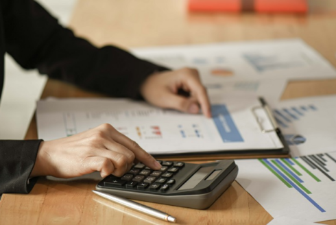 Vergi orqanının vətəndaşın bank məlumatlarını əldə etmək səlahiyyəti varmı?