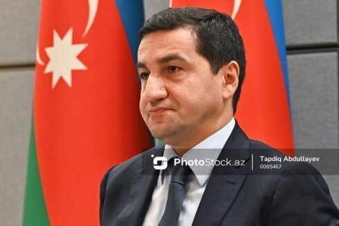 Hikmət Hacıyev: “Azərbaycan Qarabağın 30 il əvvəlki kimi çiçəklənən dinc regiona çevrilməsini istəyir”