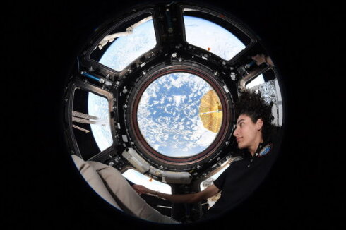 Astronavt kosmosdan Qütb parıltısının görüntüsünü çəkdi - FOTO