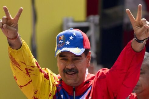 Venesuelanın hakim partiyası Maduronu prezident seçkisində namizəd kimi irəli sürüb