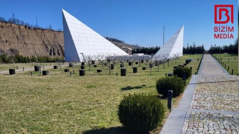 Quba Soyqırımı Memorial Kompleksində 31 martla bağlı hazırlıqlar NƏ YERDƏDİR? – FOTO