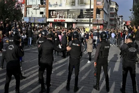 İstanbulda bələdiyyə seçkilərinin nəticələrinə etiraz edən 132 nəfər saxlanılıb