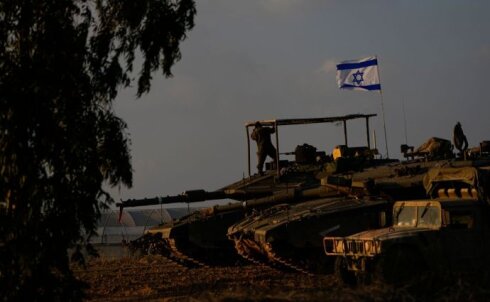 KİV: Hizbullah əsgərləri İsrailin hərbi bazasını atəşə tutub