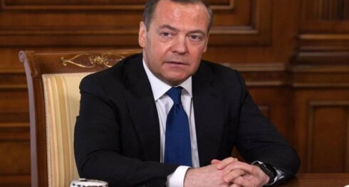 "Ukraynaya qoşun göndərilsə, Vaşinqton, London və Parisə nüvə zərbəsi endiriləcək" - Medvedev