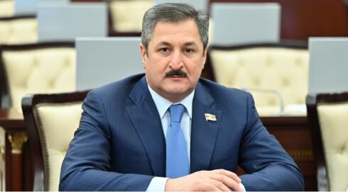 Malik Həsənov deputatdırmı, analitikdirmi? –