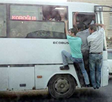 Avtobus, avtobus, yenə də avtobus... - İctimai nəqliyyatda xaosdur