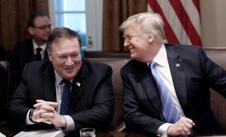 ﻿ Tramp “ağır artilleriyanı” işə salır: - Pompeo mühüm posta gətirilir