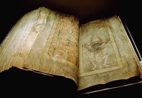 Codex Gigas olarak da adlandırılan Şeytanın İncili